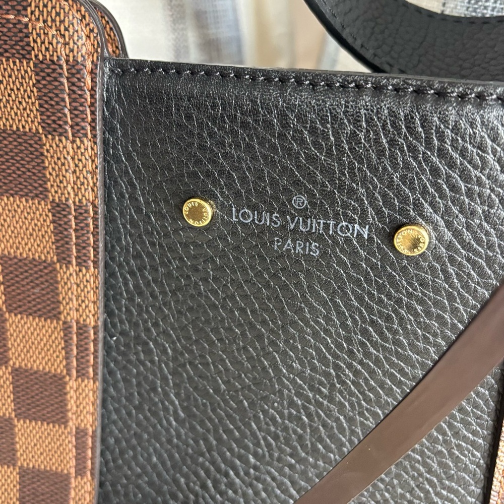 Louis Vuitton Damier Ebene Tote in Brown and Black - Picture 7 of 7